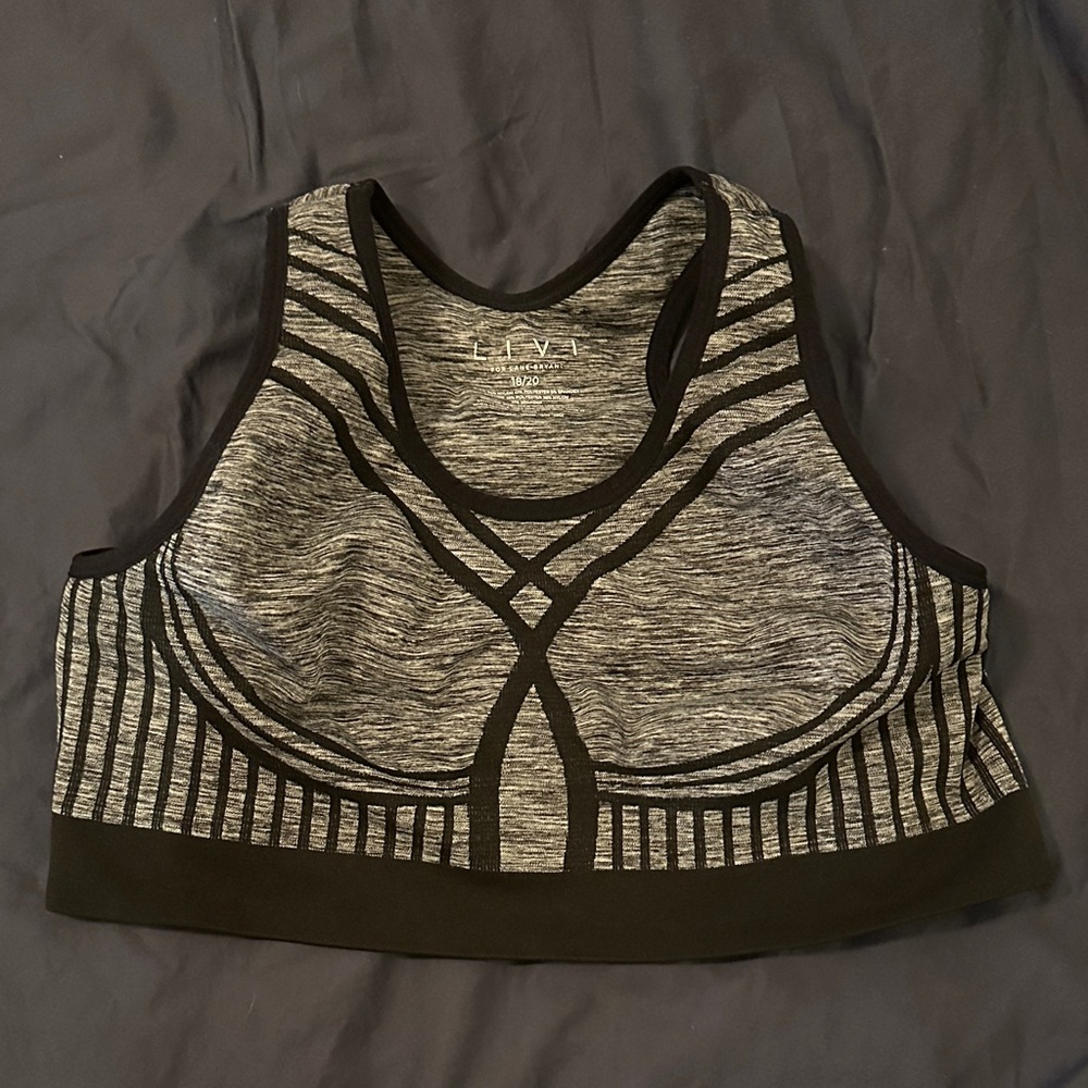 Livi Women's Black and Gray Patterned Sports Bra